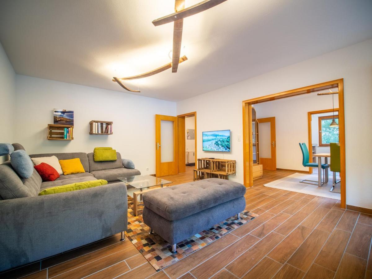 Rheintal-Ferien - 90 Qm Ferienwohnung Mit Wine & Style - Dein Urlaub Am Rhein Niederheimbach エクステリア 写真