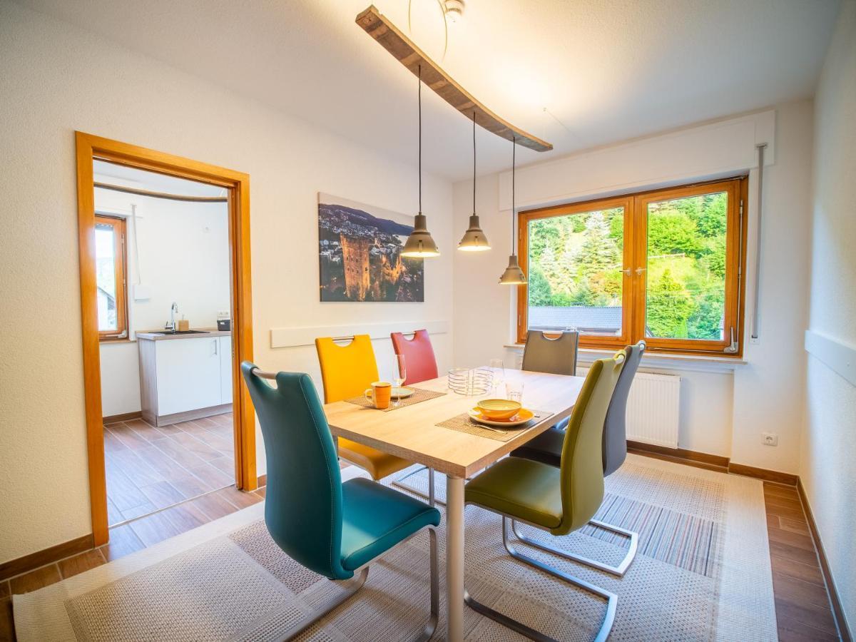Rheintal-Ferien - 90 Qm Ferienwohnung Mit Wine & Style - Dein Urlaub Am Rhein Niederheimbach エクステリア 写真