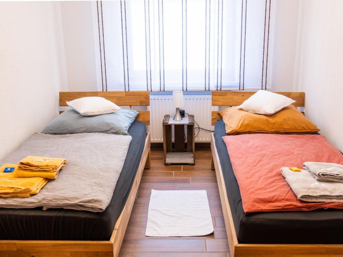 Rheintal-Ferien - 90 Qm Ferienwohnung Mit Wine & Style - Dein Urlaub Am Rhein Niederheimbach エクステリア 写真